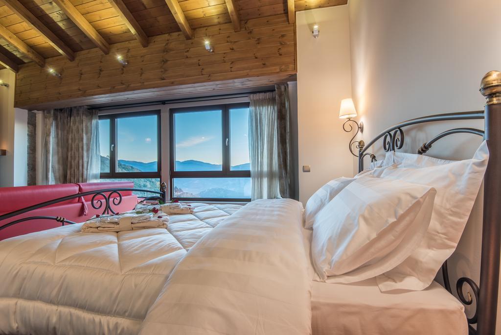 The View Village - Villas Suites & Spa Karpenisi Екстер'єр фото