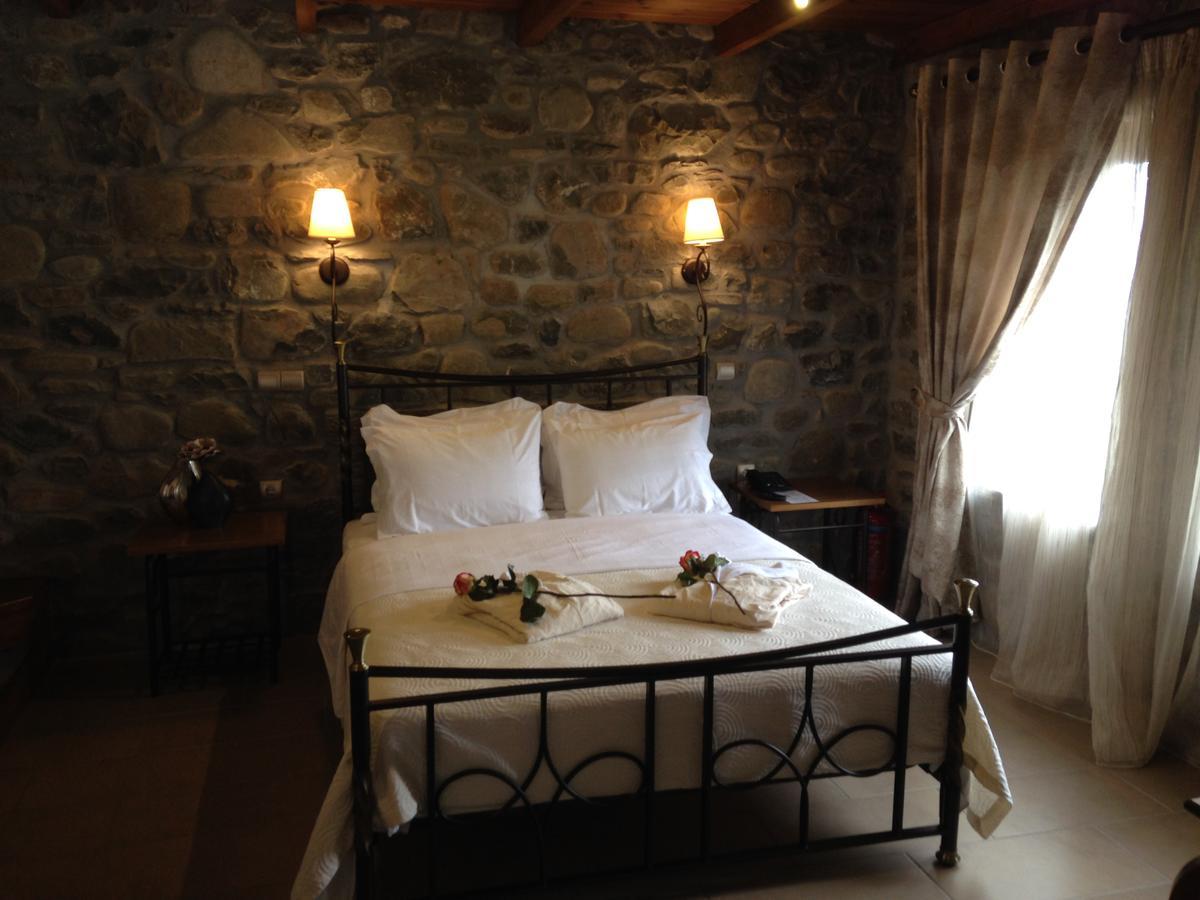 The View Village - Villas Suites & Spa Karpenisi Екстер'єр фото
