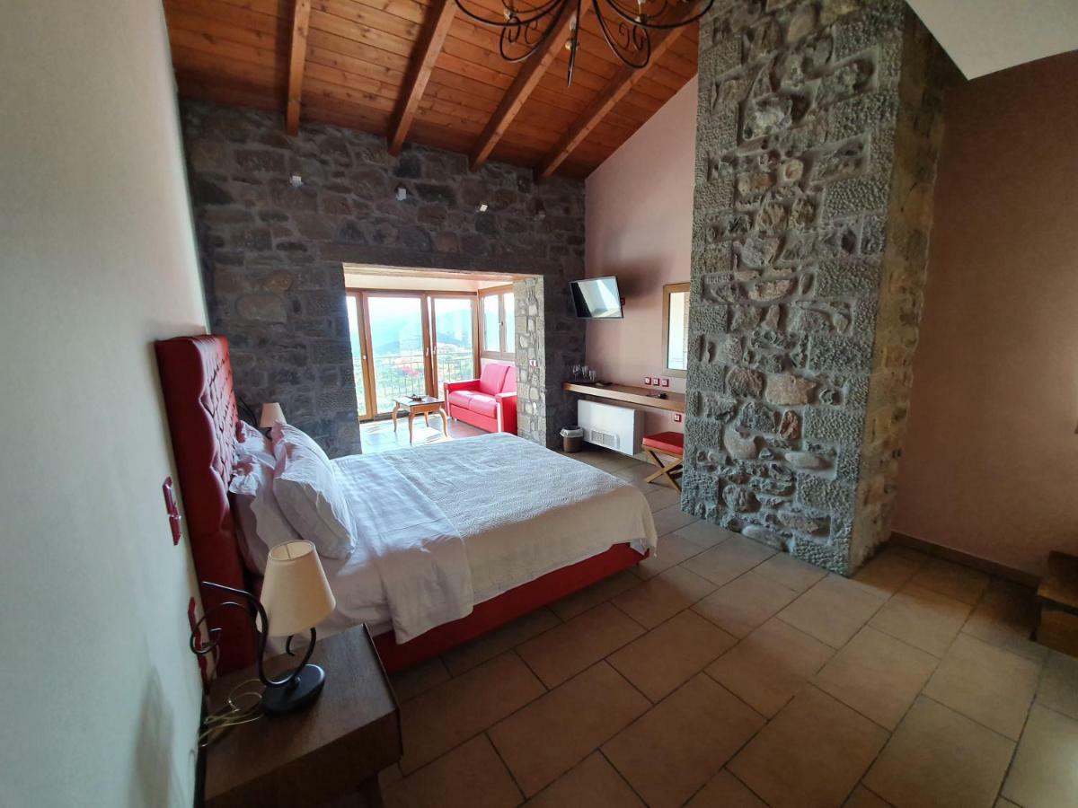 The View Village - Villas Suites & Spa Karpenisi Екстер'єр фото