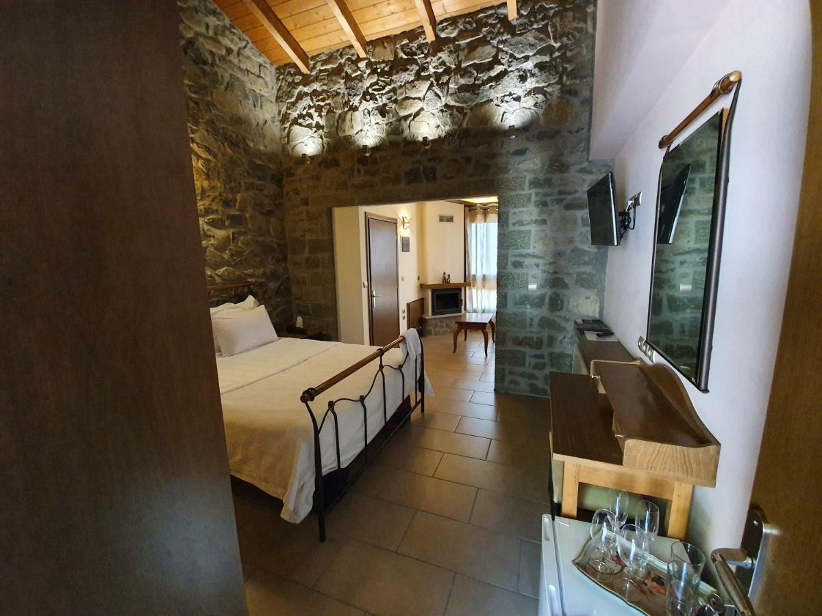 The View Village - Villas Suites & Spa Karpenisi Екстер'єр фото